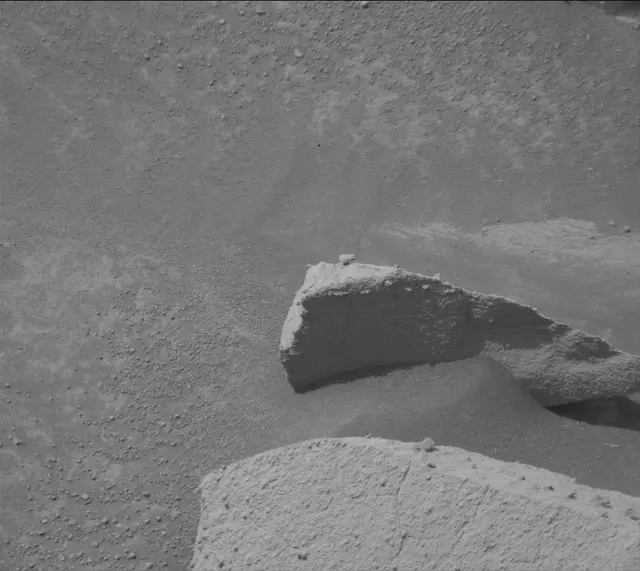 Sol 4152: Mast Camera (Mastcam)