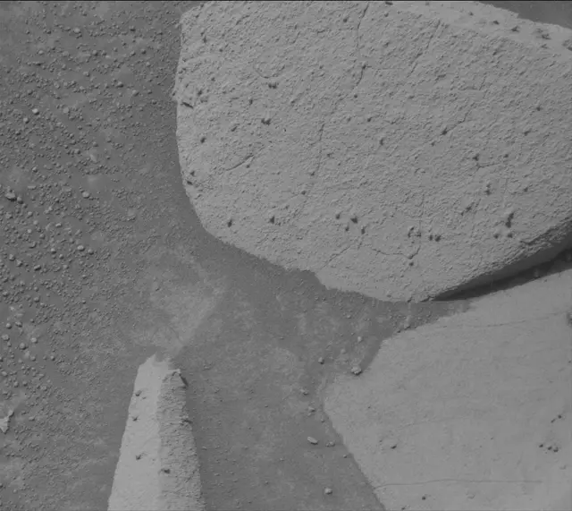 Sol 4152: Mast Camera (Mastcam)