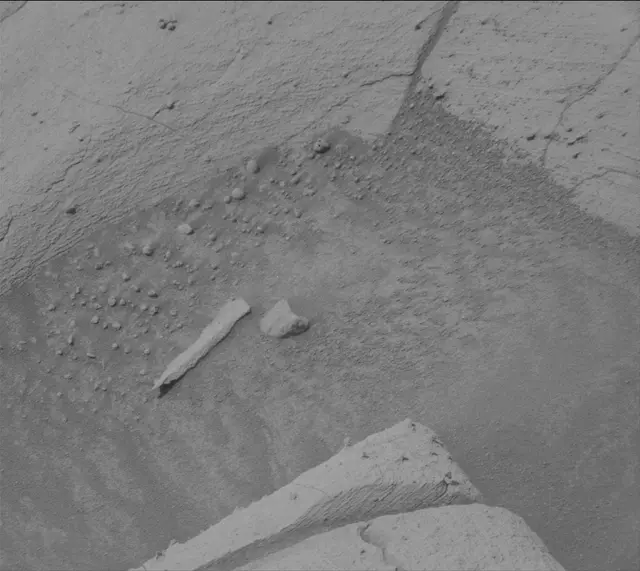 Sol 4152: Mast Camera (Mastcam)