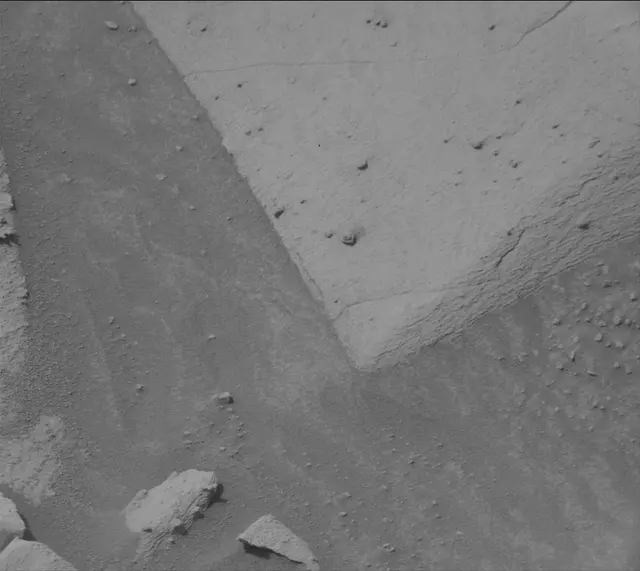 Sol 4152: Mast Camera (Mastcam)