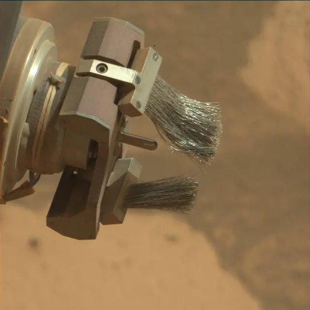 Sol 4152: Mast Camera (Mastcam)
