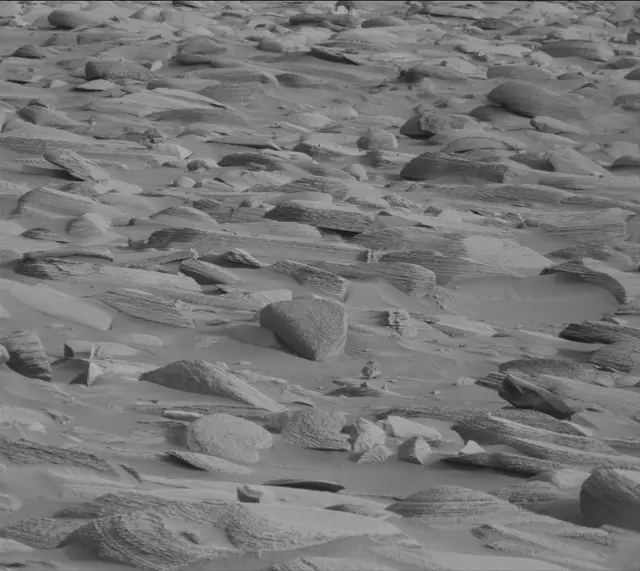 Sol 4152: Mast Camera (Mastcam)