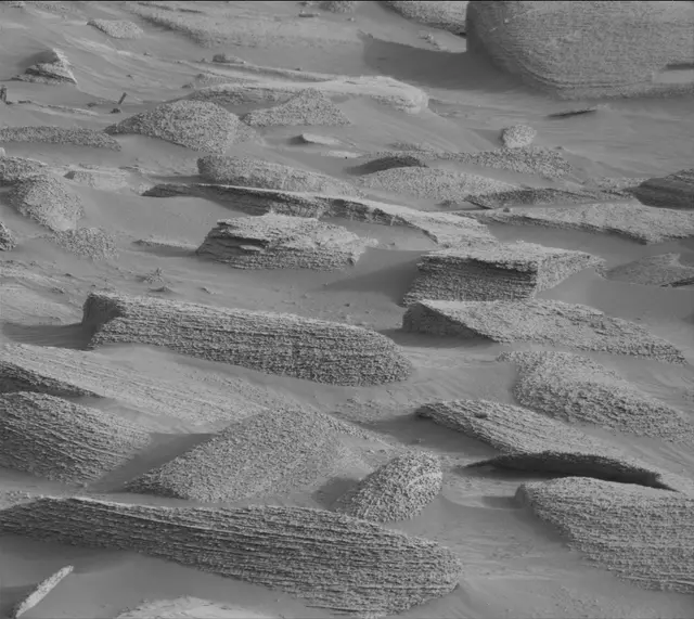 Sol 4152: Mast Camera (Mastcam)