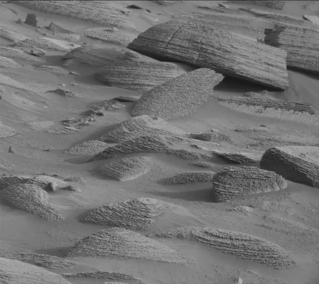 Sol 4152: Mast Camera (Mastcam)