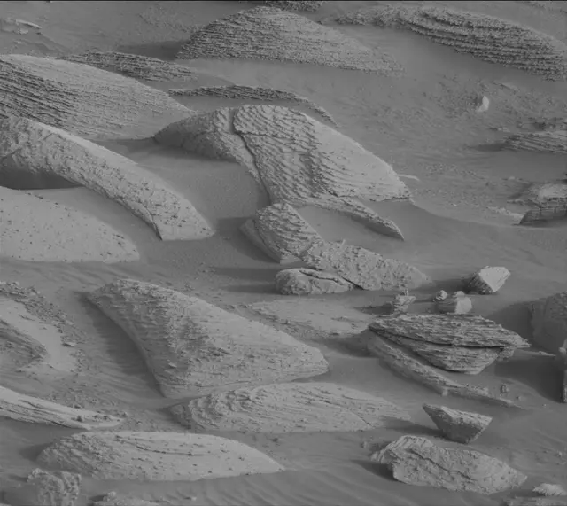 Sol 4152: Mast Camera (Mastcam)