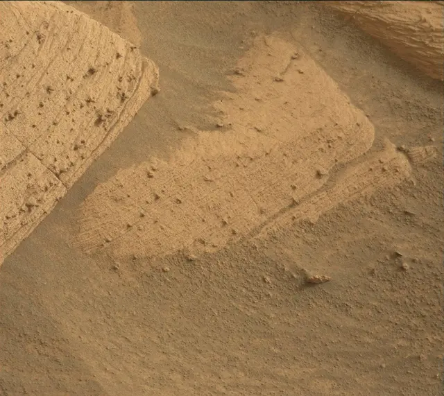 Sol 4152: Mast Camera (Mastcam)