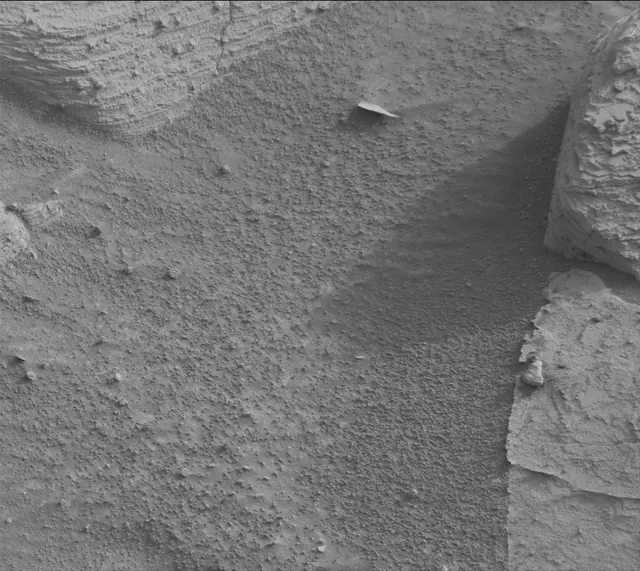 Sol 4152: Mast Camera (Mastcam)