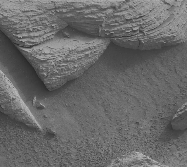 Sol 4152: Mast Camera (Mastcam)