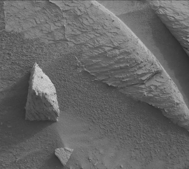 Sol 4152: Mast Camera (Mastcam)
