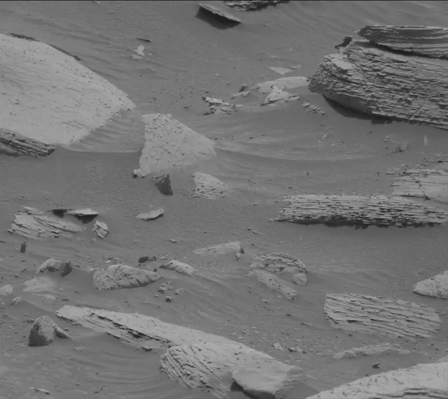 Sol 4154: Mast Camera (Mastcam)