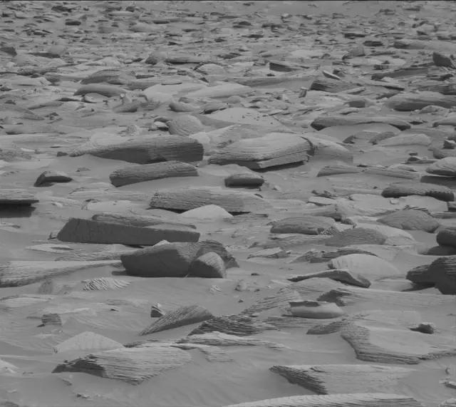 Sol 4155: Mast Camera (Mastcam)
