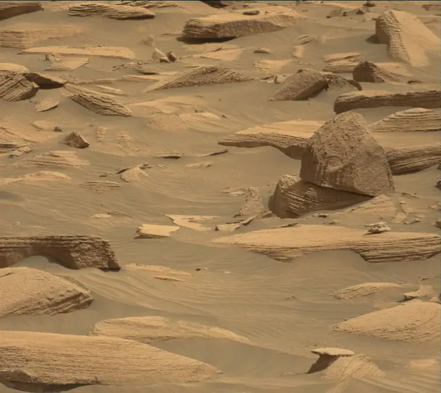 Sol 4155: Mast Camera (Mastcam)