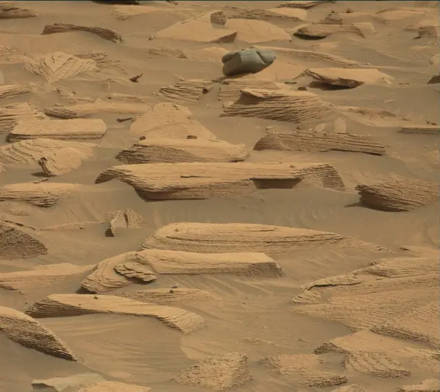 Sol 4155: Mast Camera (Mastcam)
