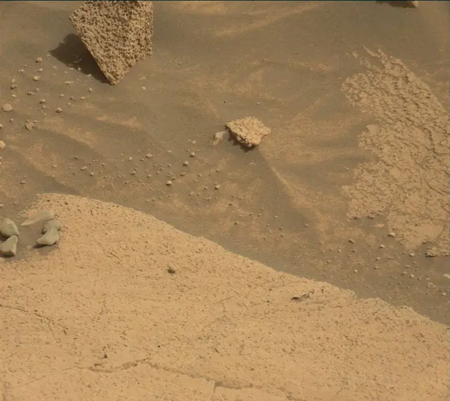 Sol 4155: Mast Camera (Mastcam)