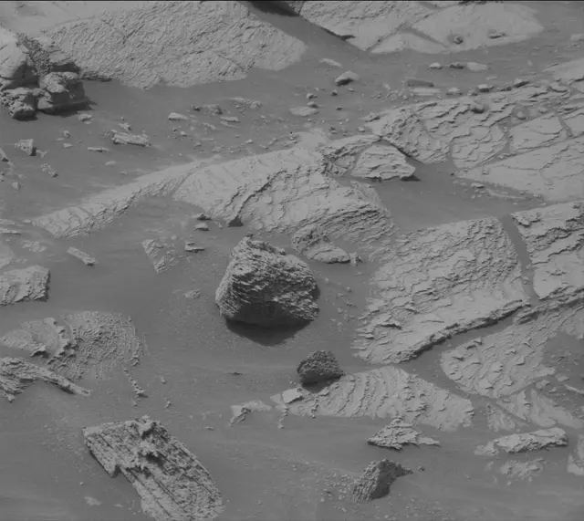 Sol 4157: Mast Camera (Mastcam)