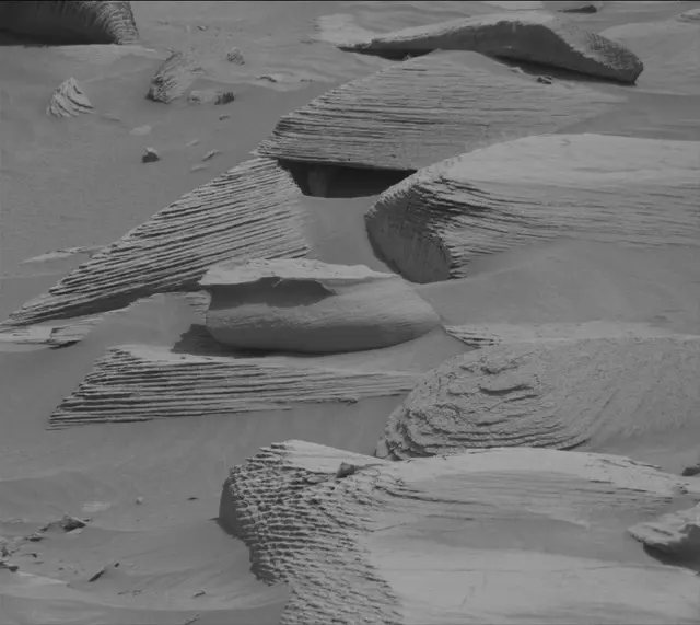 Sol 4159: Mast Camera (Mastcam)