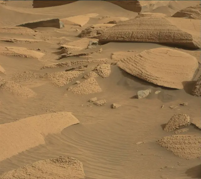 Sol 4159: Mast Camera (Mastcam)