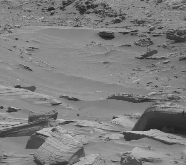 Sol 4161: Mast Camera (Mastcam)