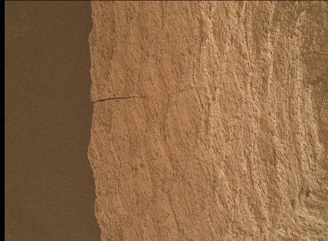 Sol 4161: Mars Hand Lens Imager (MAHLI)