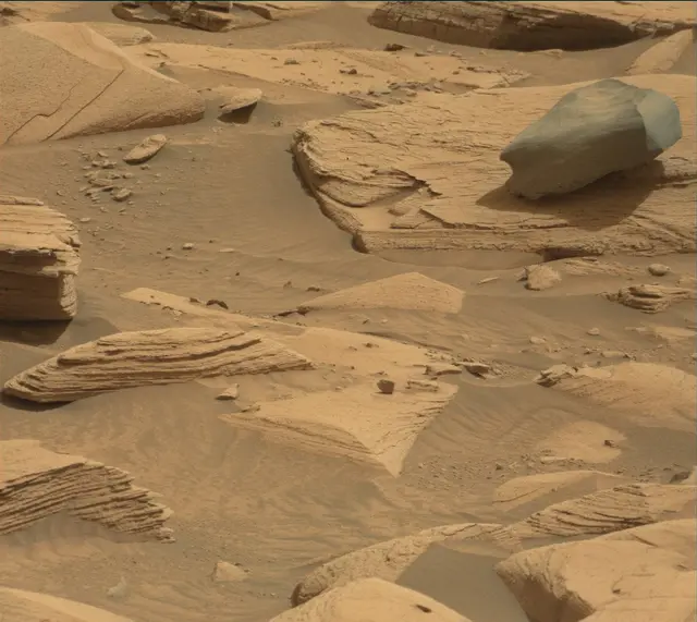 Sol 4162: Mast Camera (Mastcam)