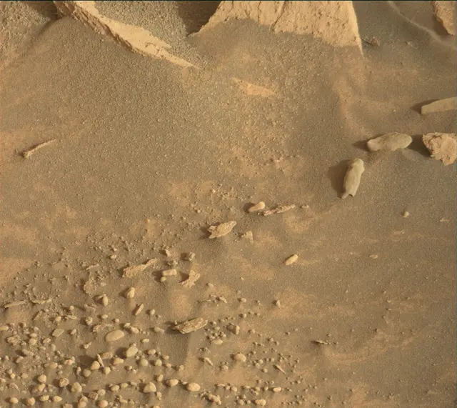 Sol 4164: Mast Camera (Mastcam)