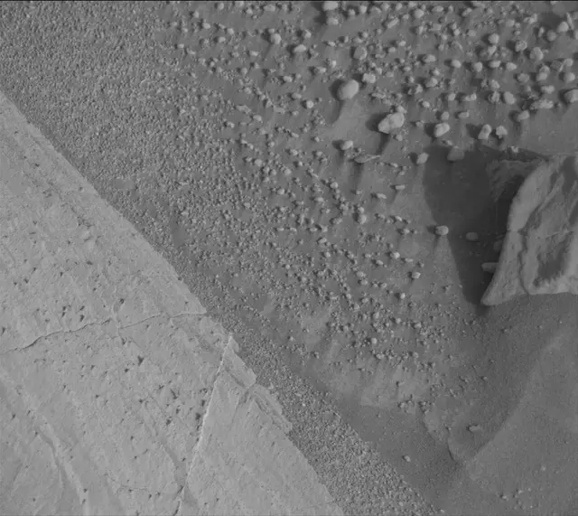 Sol 4164: Mast Camera (Mastcam)