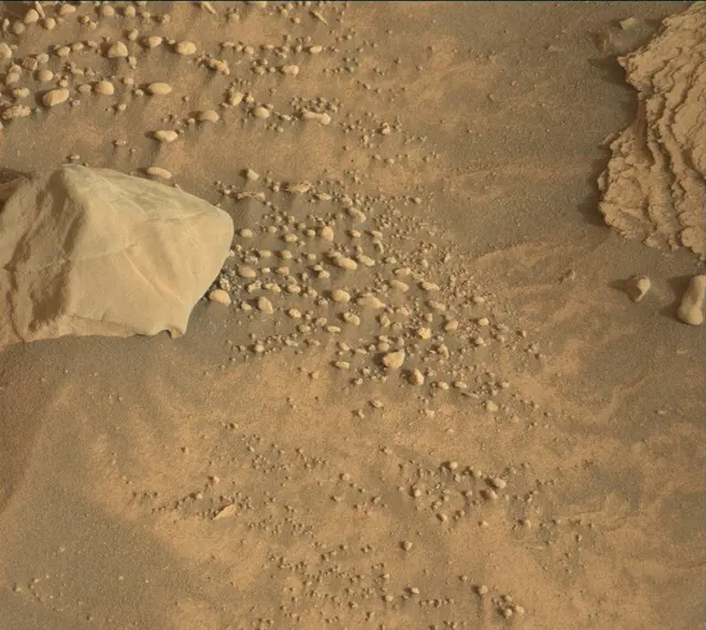 Sol 4164: Mast Camera (Mastcam)