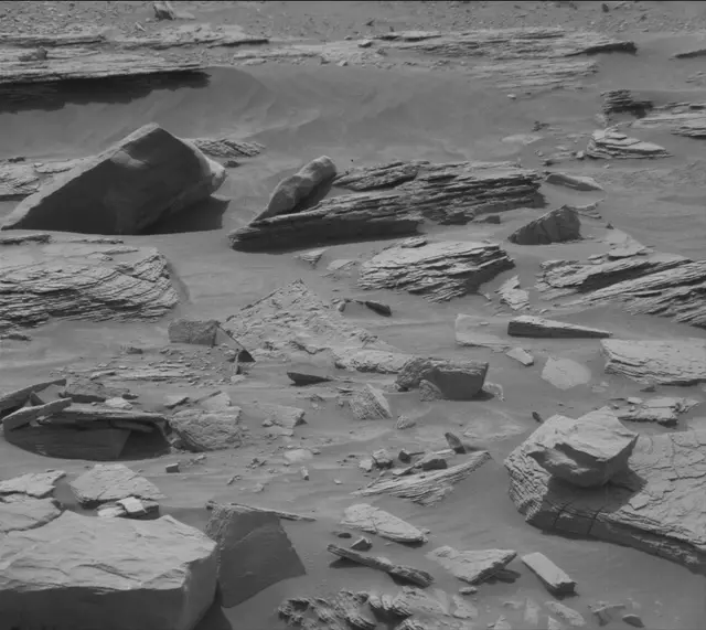 Sol 4166: Mast Camera (Mastcam)