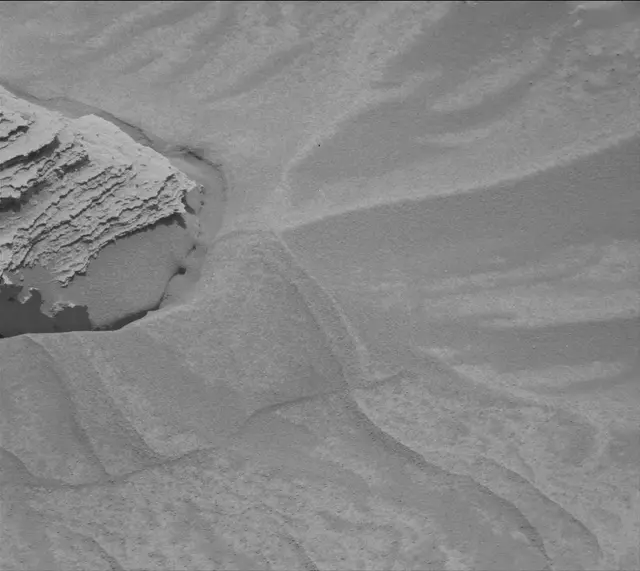 Sol 4166: Mast Camera (Mastcam)