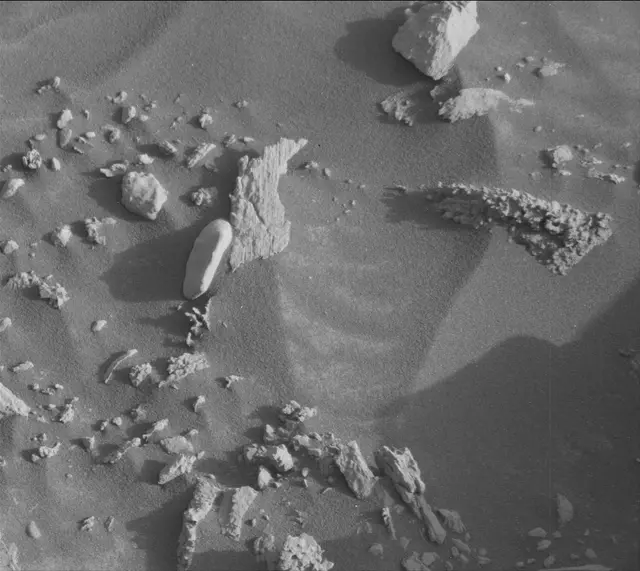 Sol 4166: Mast Camera (Mastcam)