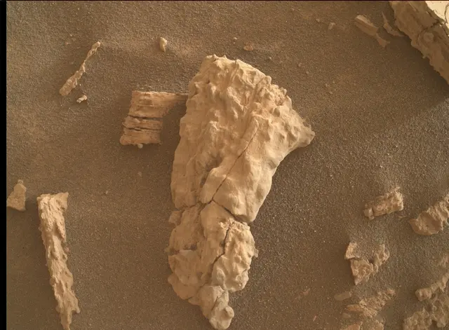 Sol 4168: Mars Hand Lens Imager (MAHLI)