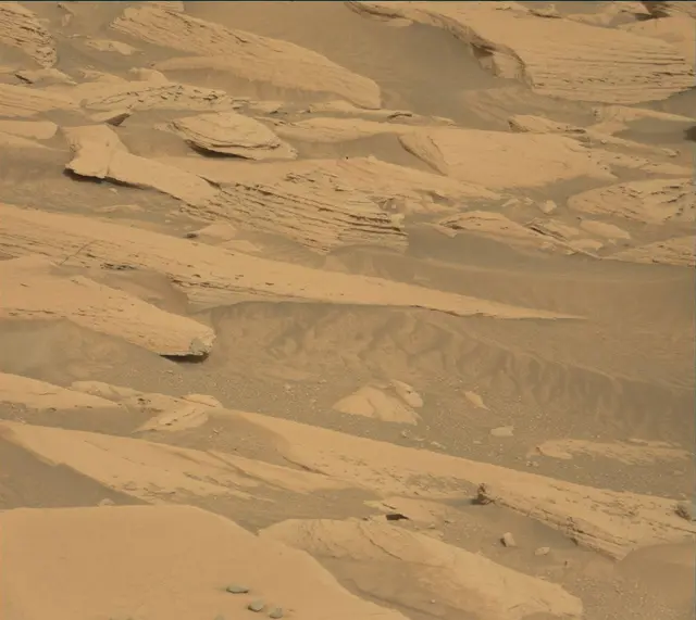 Sol 4169: Mast Camera (Mastcam)