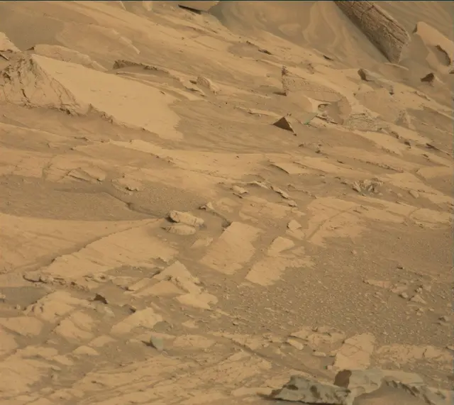 Sol 4169: Mast Camera (Mastcam)