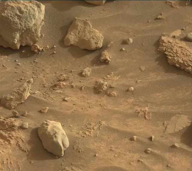 Sol 4169: Mast Camera (Mastcam)