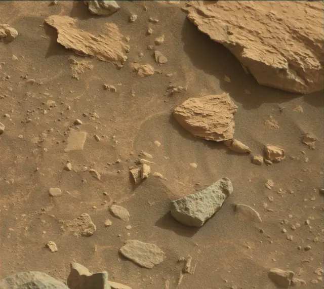 Sol 4169: Mast Camera (Mastcam)