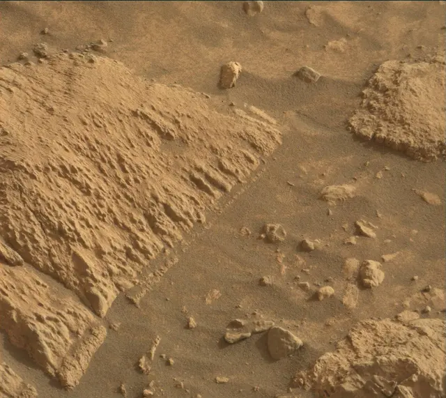 Sol 4169: Mast Camera (Mastcam)