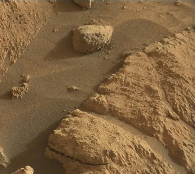 Sol 4169: Mast Camera (Mastcam)