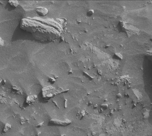 Sol 4169: Mast Camera (Mastcam)