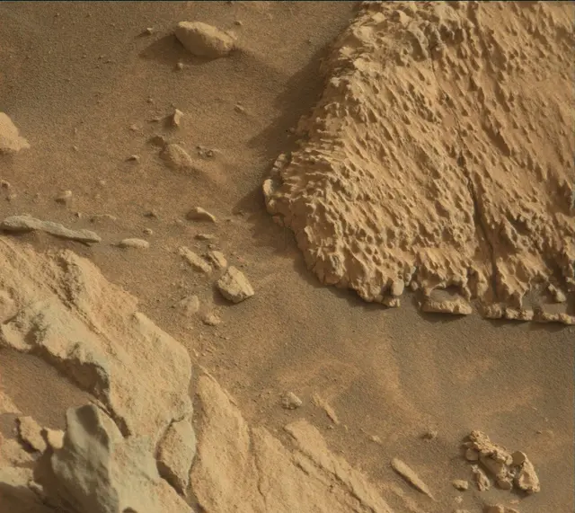 Sol 4169: Mast Camera (Mastcam)