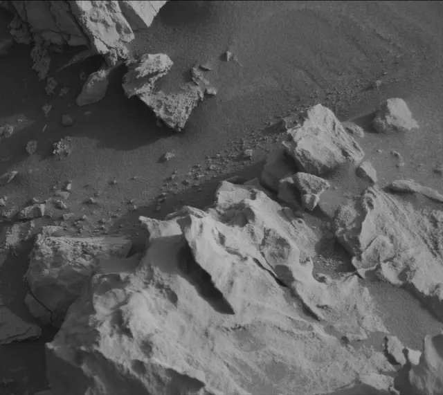 Sol 4169: Mast Camera (Mastcam)
