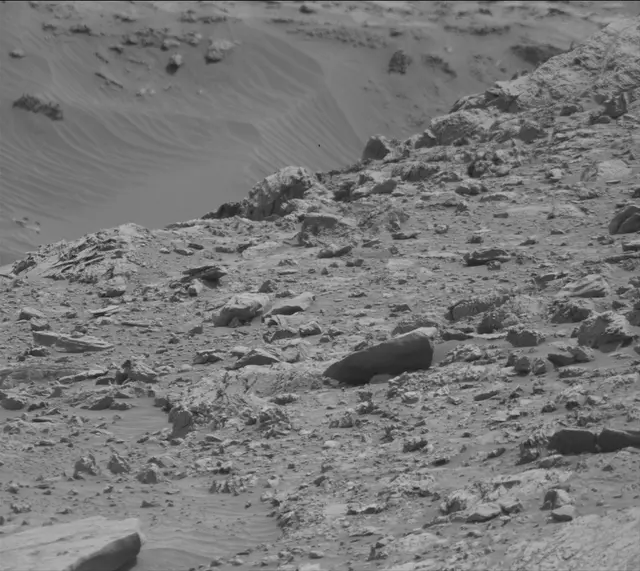 Sol 4171: Mast Camera (Mastcam)