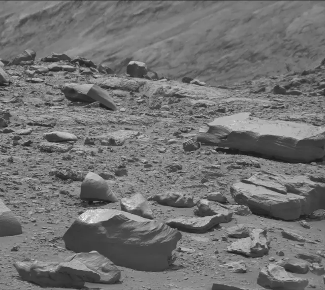 Sol 4171: Mast Camera (Mastcam)
