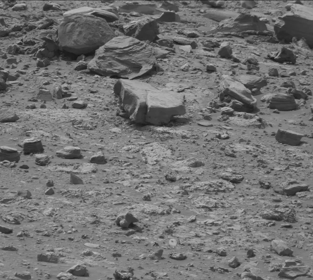 Sol 4171: Mast Camera (Mastcam)