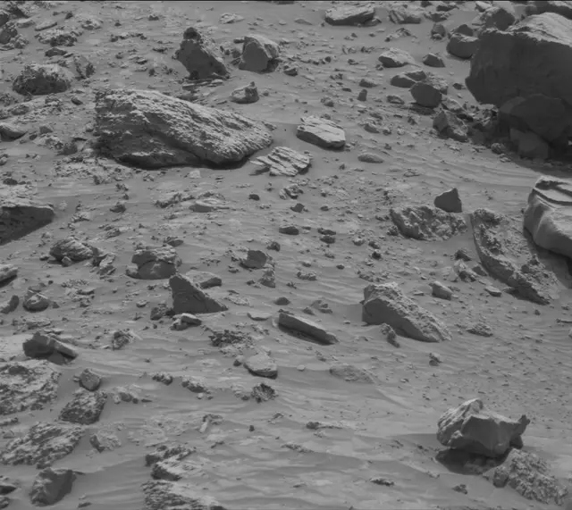 Sol 4171: Mast Camera (Mastcam)