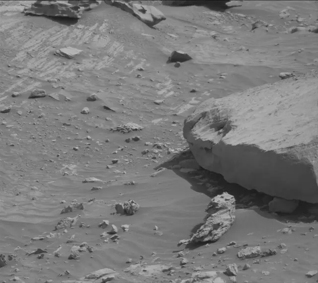 Sol 4171: Mast Camera (Mastcam)