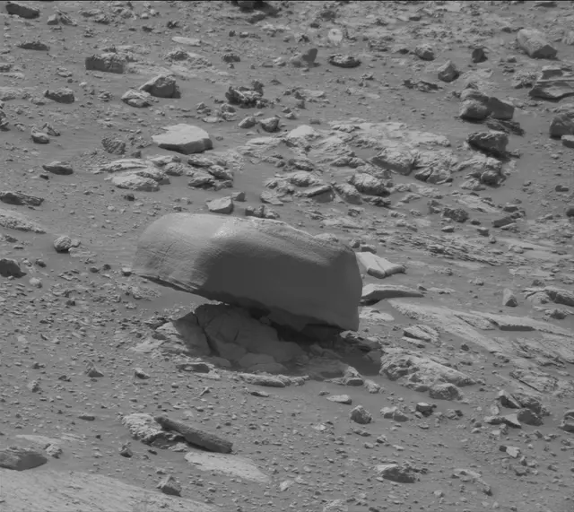 Sol 4171: Mast Camera (Mastcam)