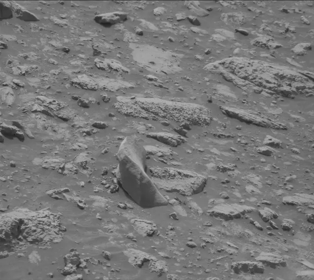 Sol 4171: Mast Camera (Mastcam)