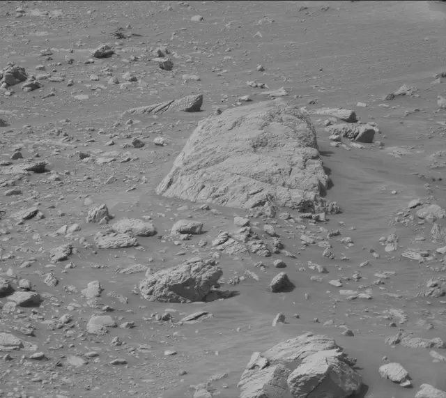 Sol 4171: Mast Camera (Mastcam)