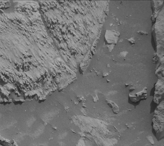 Sol 4171: Mast Camera (Mastcam)