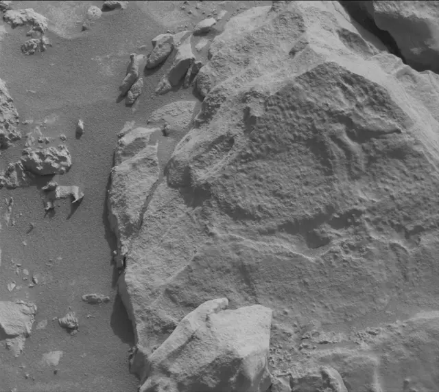 Sol 4171: Mast Camera (Mastcam)